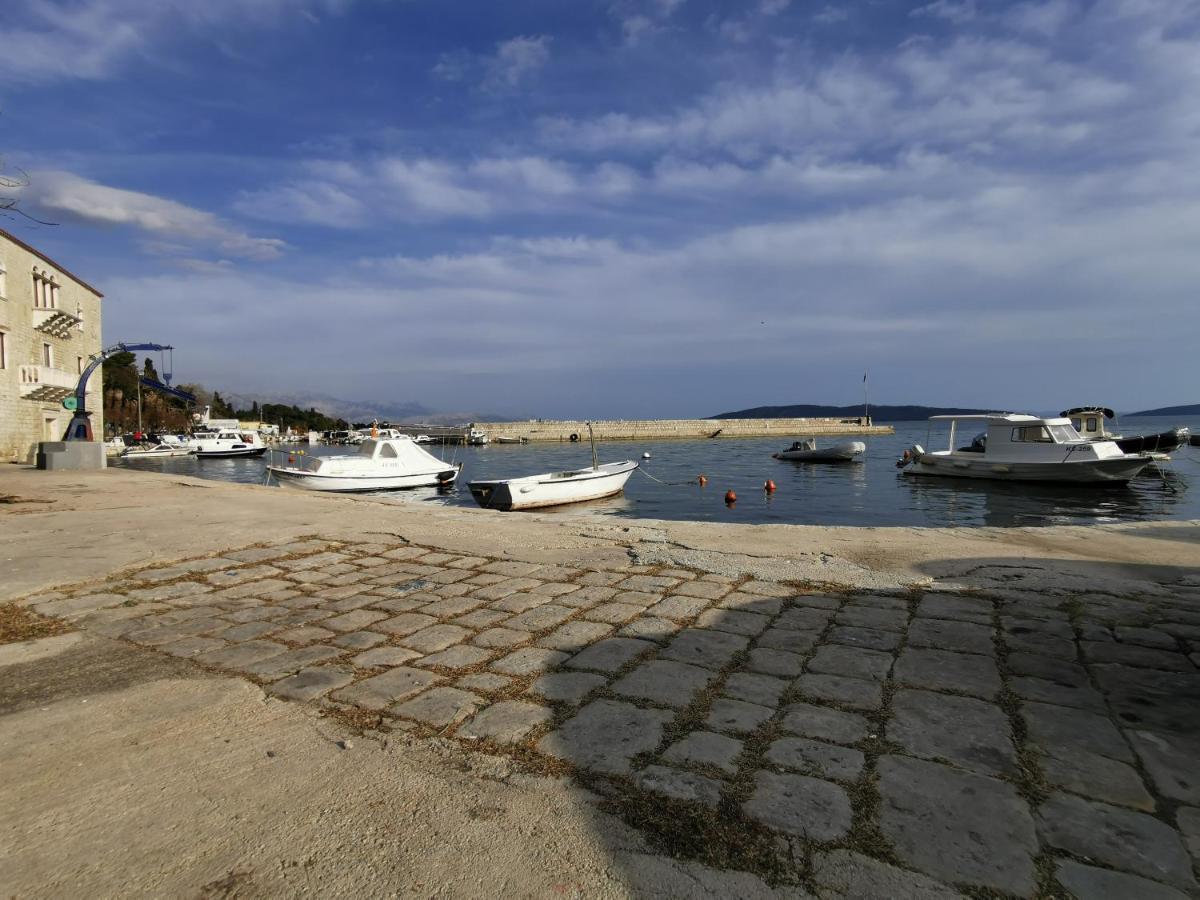 Apartment Miljenko I Dobrila Kaštela Buitenkant foto